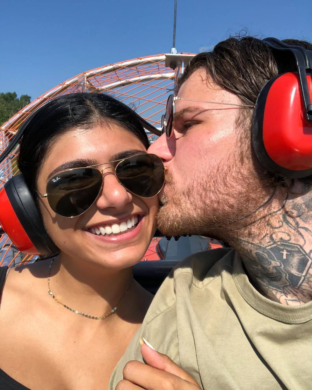 ഒടവില്‍ ആ തീരുമാനം ലോകത്തോട് വിളിച്ച് പറഞ്ഞ് മിയ ഖലീഫ; ഞങ്ങള്‍ പിരിയുകയാണ്, ഞെട്ടലില്‍ ആരാധകര്‍