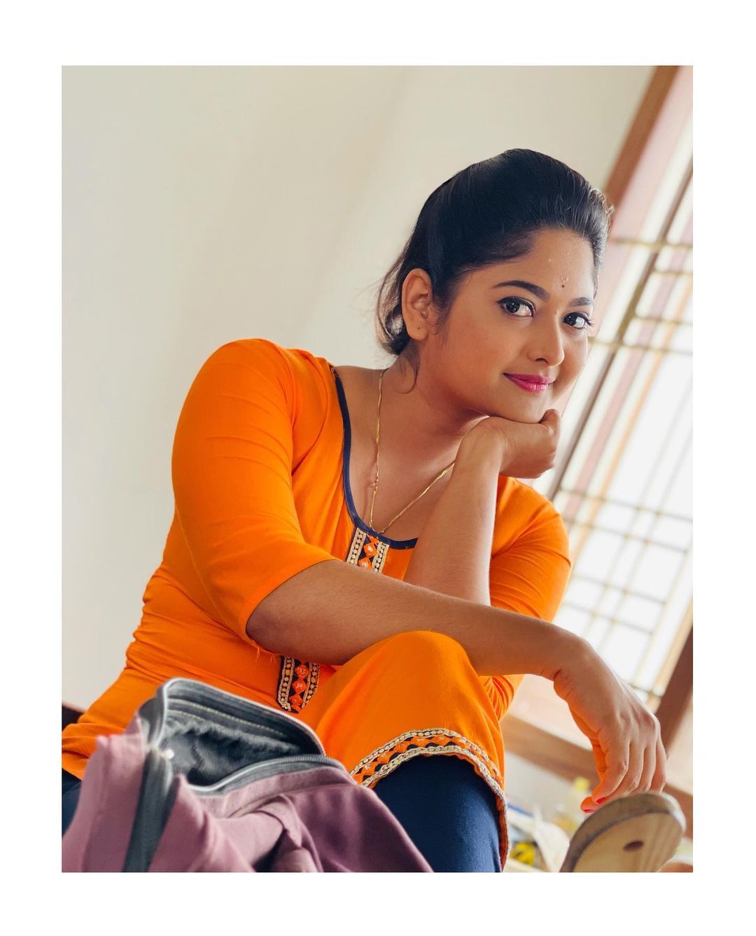 മൗനരാഗം നായിക ഐശ്വര്യയുടെ വൈറല്‍ ചിത്രങ്ങള്‍ ഏറ്റെടുത്ത് സോഷ്യല്‍ മീഡിയ, കാണാം