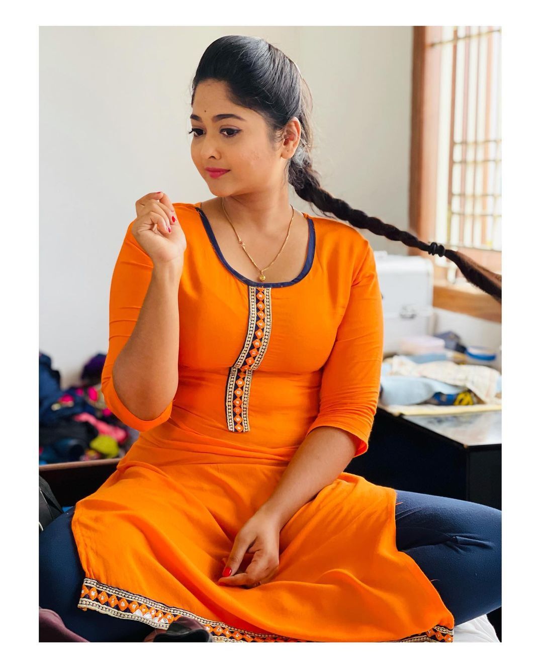 മൗനരാഗം നായിക ഐശ്വര്യയുടെ വൈറല്‍ ചിത്രങ്ങള്‍ ഏറ്റെടുത്ത് സോഷ്യല്‍ മീഡിയ, കാണാം