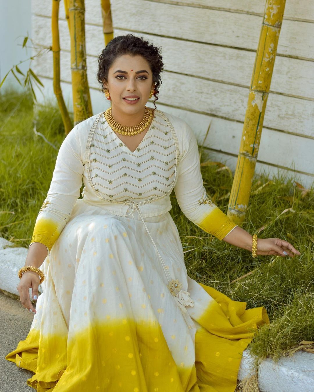 ഇവിടെ എന്തും പോകും; സ്റ്റൈലൻ ലുക്കിൽ ജ്വൂവൽ മേരി, ചിത്രങ്ങൾ