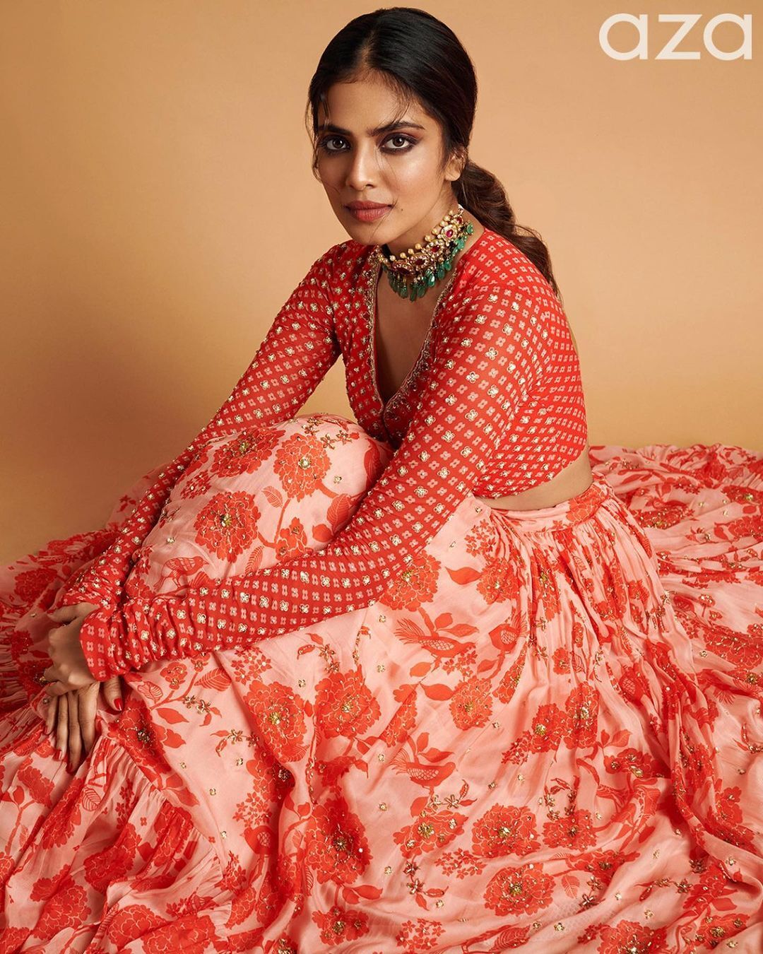 ഹോട്ട് ആന്റ് ക്യൂട്ട് ലുക്കില്‍ മാളവിക മോഹനന്‍; അടിപൊളി ചിത്രങ്ങള്‍ കാണാം