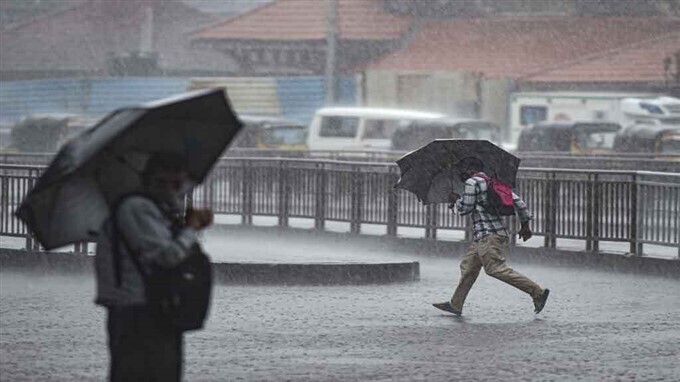 Heavy Rain Lashes In Mumbai, 22/07/2021