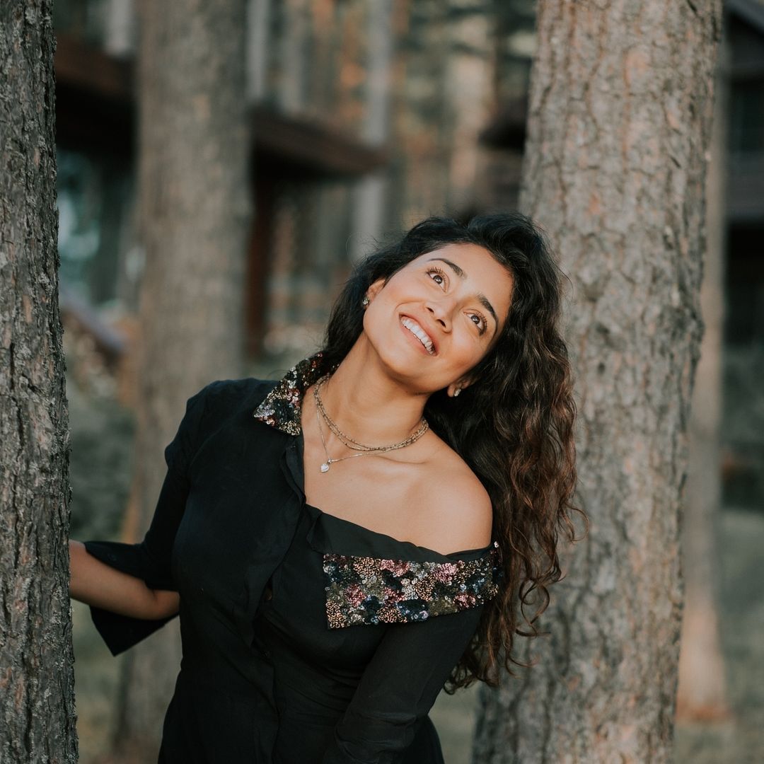 ആ ചിരി മതി.. വൈറലായി നടി ശ്രിയ ശരണിന്റെ ഏറ്റവും പുതിയ ചിത്രങ്ങൾ