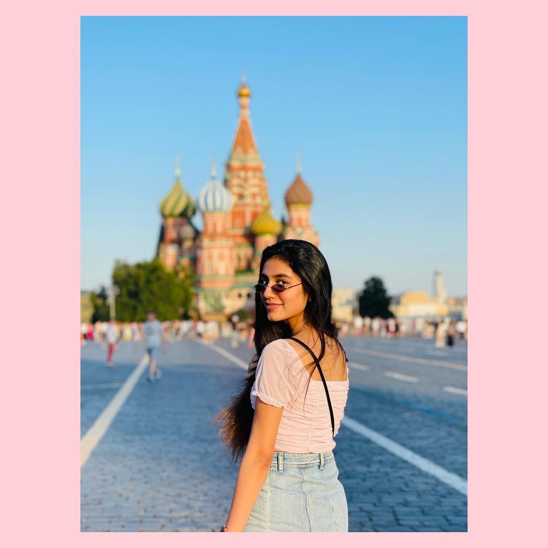 ആ 'പ്രണയ'ത്തിന് പിന്നിലെ യാഥാര്‍ഥ്യം വെളിപ്പെടുത്തി നടി പ്രിയ വാര്യര്‍