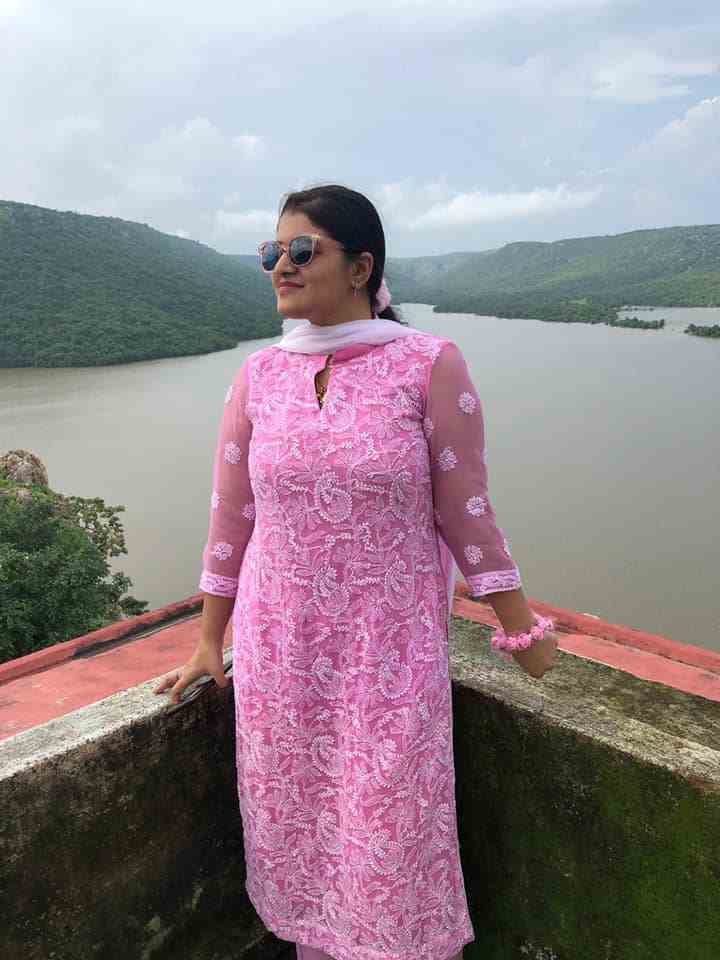 स्टाइल को लेकर चर्चाओं में रहती है IPS पूजा अवाना, किसी एक्ट्रेस से कम नहीं है अंदाज