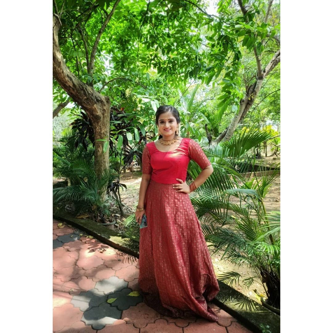 സാന്ത്വനത്തിലെ അഞ്ജലിയുടെ ഫോട്ടോഷൂട്ട് ചിത്രങ്ങള്‍ വൈറലാകുന്നു, കാണാം