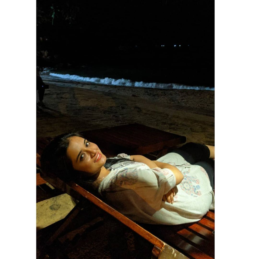 സാന്ത്വനത്തിലെ അഞ്ജലിയുടെ ഫോട്ടോഷൂട്ട് ചിത്രങ്ങള്‍ വൈറലാകുന്നു, കാണാം