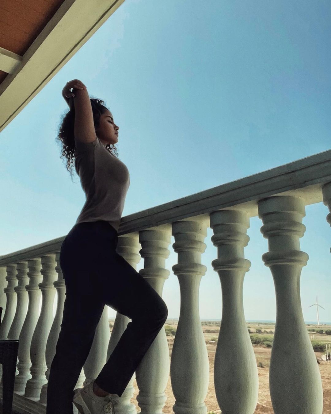 ഇത് നമ്മുടെ മേരിയല്ലേ? അനുപമയുടെ ഫോട്ടോഷൂട്ടിന് കയ്യടിച്ച് ആരാധകർ