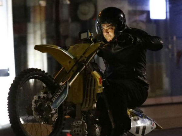 'തല' എന്നാ സമ്മാവാ... സൂപ്പർ സ്റ്റാർ അജിത് കുമാറിന്റെ പുത്തൻ ബൈക്ക് ചിത്രങ്ങൾ കാണാം