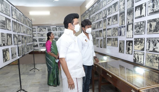 TN CM MK Stalin with family Visits His Father's House