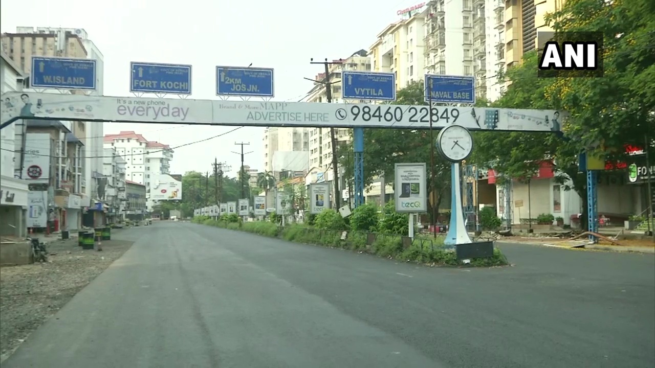 കേരളത്തില്‍ ഇന്ന് കടുത്ത നിയന്ത്രണം: ചിത്രങ്ങള്‍