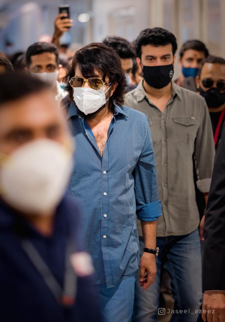 വീണ്ടും മമ്മൂട്ടി... തരംഗമായി പുതിയ ഫോട്ടോ, താര രാജാവിന്റെ ചിത്രം ഏറ്റെടുത്ത് ആരാധകര്‍