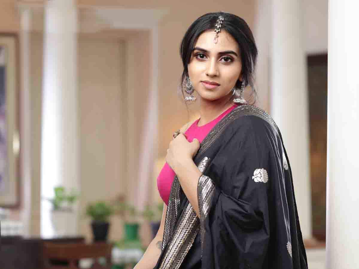 ചക്കിക്കൊപ്പമുള്ള ഫോട്ടോഷൂട്ടുമായി പാര്‍വതി: ഏറ്റെടുത്ത് ആരാധാകര്‍