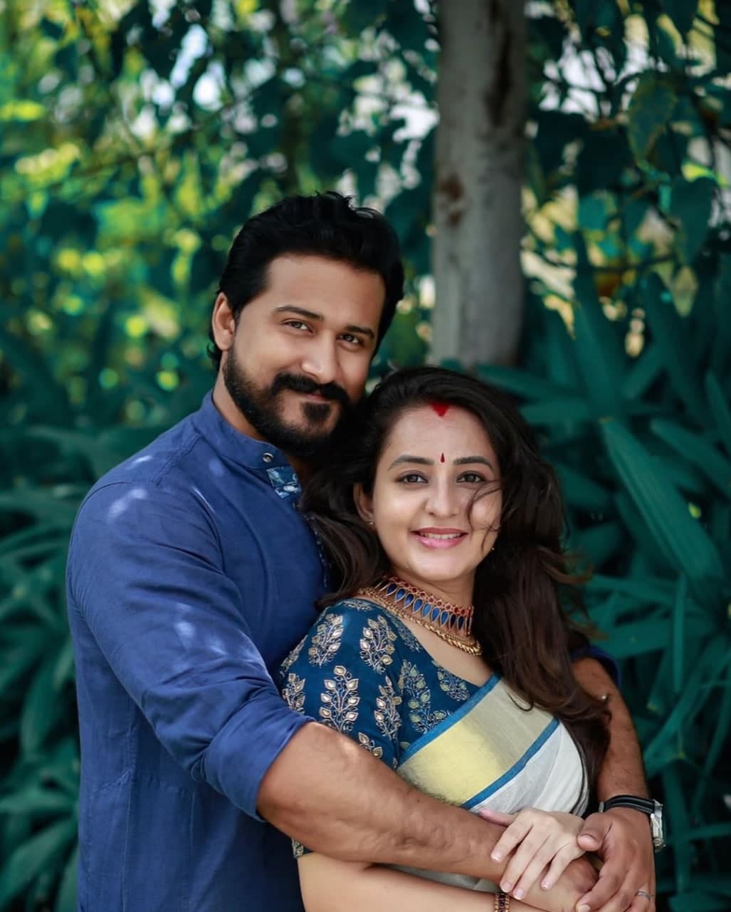 നിറവയറുമായി നടി ഭാമ; അന്ന് ഞാന്‍ ആറ് മാസം ഗര്‍ഭിണി... നടിയുടെ വൈറല്‍ ഫോട്ടോകള്‍ കാണാം