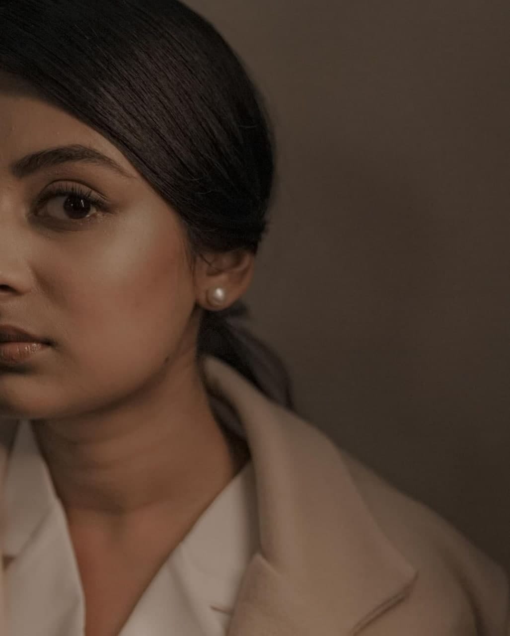അള്‍ട്രാ ഗ്ലാമറസ് ഫോട്ടോഷൂട്ടുമായി എസ്തര്‍ അനില്‍; ദൃശ്യത്തിലൂടെ മനം കവര്‍ന്ന താരത്തിന്റെ പുതിയ ചിത്രങ്ങള്‍