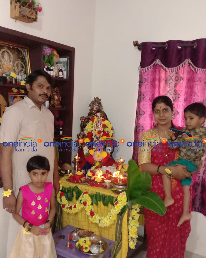 ಚಿತ್ರಗಳು: ಹಿರಿಯೂರಿನಲ್ಲಿ ಸಂಭ್ರಮದಿಂದ ವರಮಹಾಲಕ್ಷ್ಮಿ ಹಬ್ಬ ಮಾಡಿದ ಜನರು 