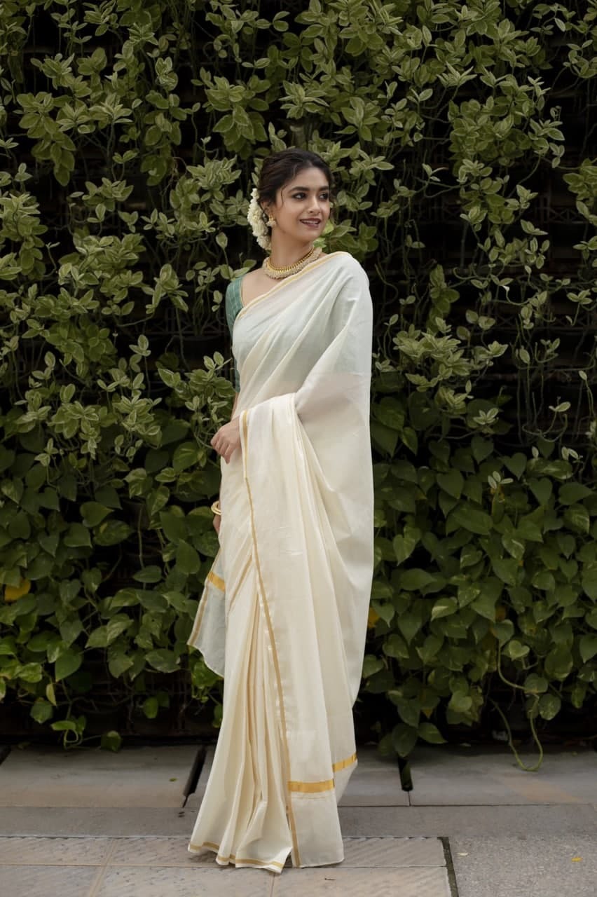 ഓണമാഘോഷിച്ച് നടി കീര്‍ത്തി സുരേഷ്; താരത്തിന്റെ അടിപൊളി ചിത്രങ്ങള്‍