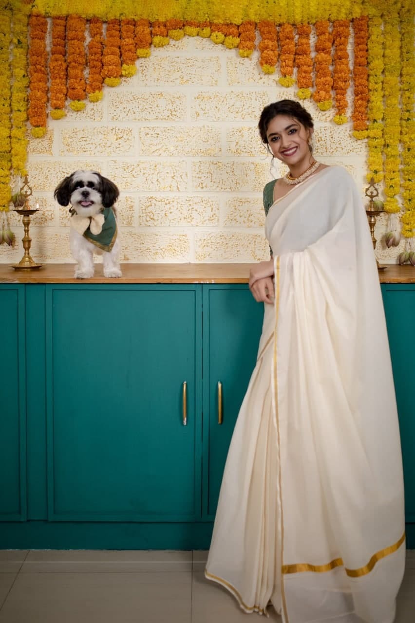 ഓണമാഘോഷിച്ച് നടി കീര്‍ത്തി സുരേഷ്; താരത്തിന്റെ അടിപൊളി ചിത്രങ്ങള്‍