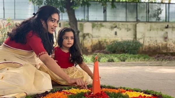 ഓണം ആഘോഷിച്ച് ദിലീപിന്റെ മക്കള്‍ മീനാക്ഷിയും മഹാലക്ഷ്മിയും; ഫോട്ടോ വൈറല്‍, അല്‍പ്പം വൈകി