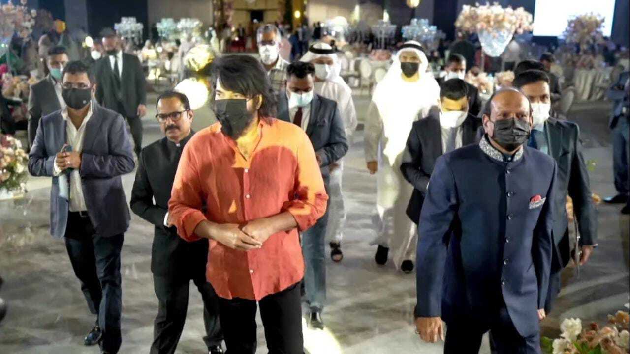 സിംപിള്‍ ലുക്കില്‍ മമ്മൂട്ടി; സ്റ്റൈലിഷ് ആയി മോഹന്‍ലാല്‍... താരരാജാക്കന്‍മാര്‍ ദുബായില്‍ വിവാഹ ചടങ്ങില്‍