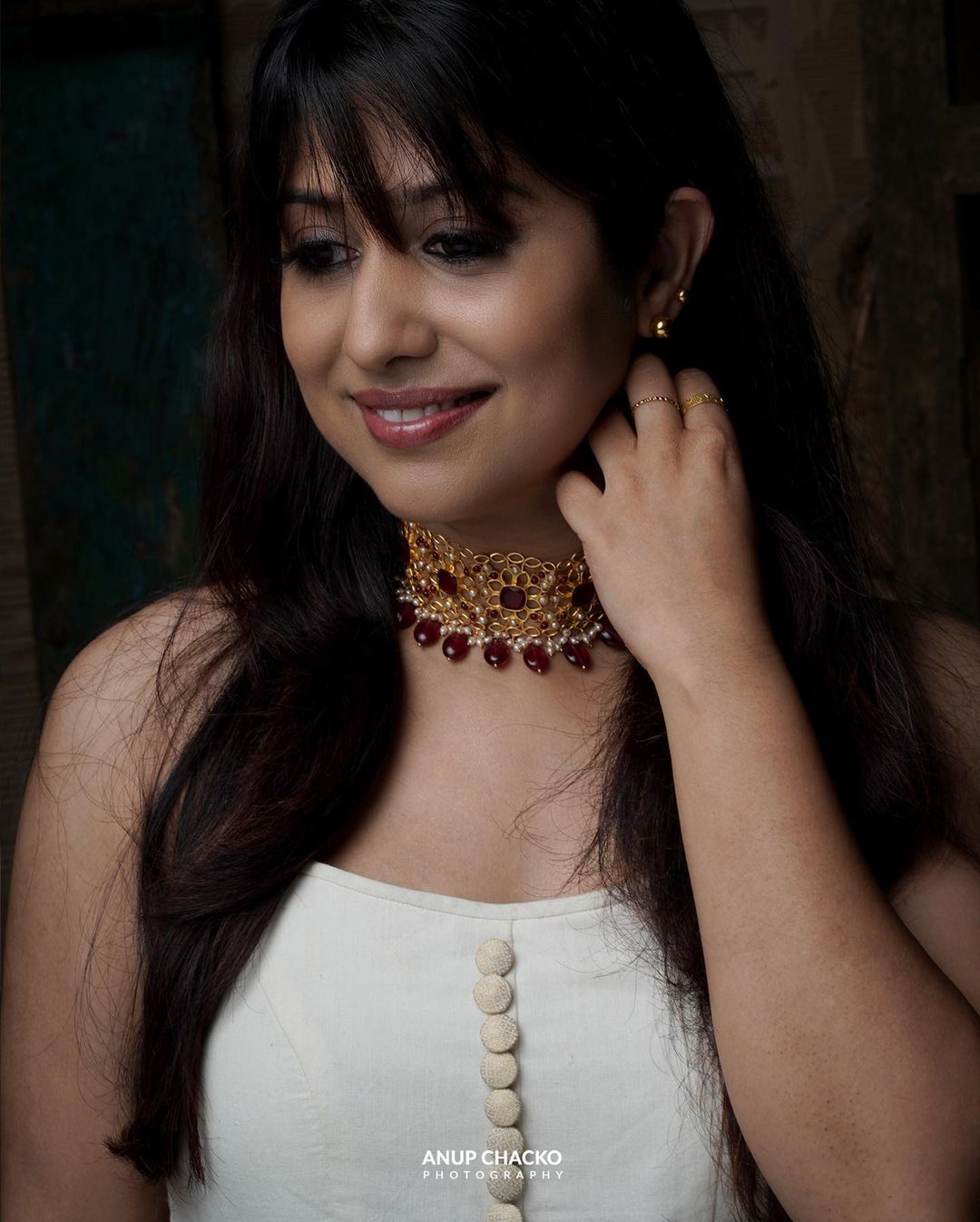 തൂവെള്ളയില്‍ അതീവ സുന്ദരിയായി രഞ്ജിനി ജോസ്: ചിത്രം ഏറ്റെടുത്ത് ആരാധകര്‍