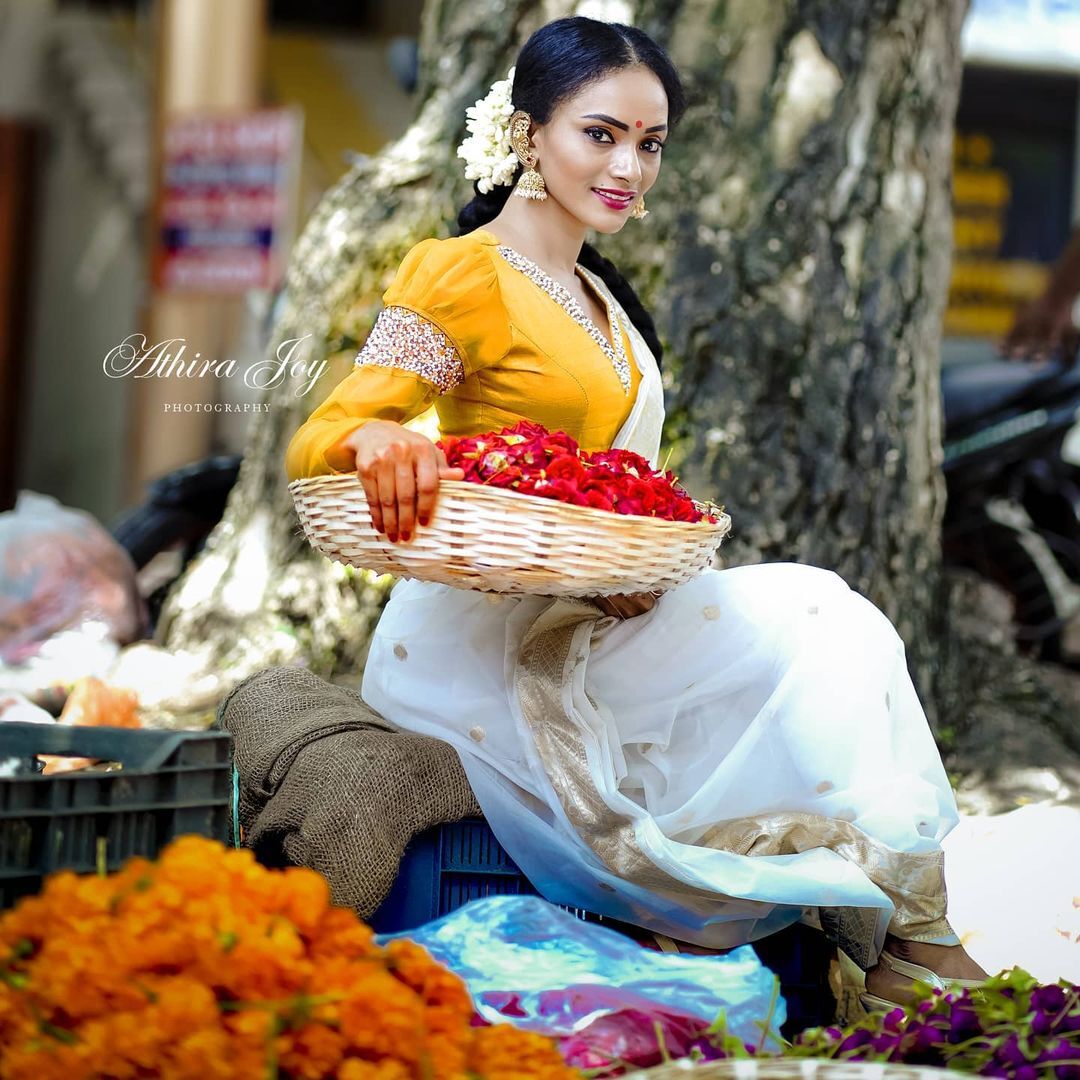 കിടിലന്‍ ലുക്കില്‍ സ്റ്റാര്‍ മാജിക് താരം അന്ന ചാക്കോ: വൈറലായി ചിത്രങ്ങള്‍