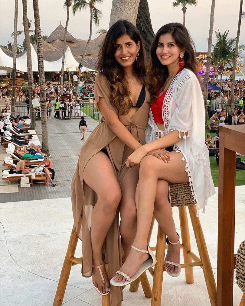 एक्ट्रेस साक्षी मलिक की बहन Aayushi Malik हैं बेहद ग्लैमरस, देखें Hot तस्वीरें