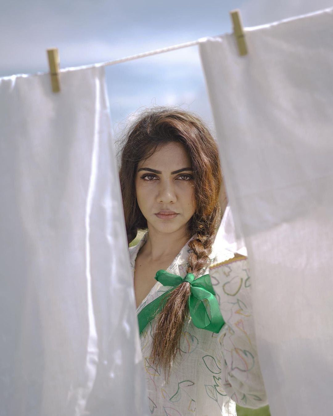 'നിലനിൽക്കുന്നതും നിരുപാധികവുമായ സ്നേഹം'; കടല്‍തീരത്ത് സഹോദരിയുമായി മഡോണയുടെ ഫോട്ടോഷൂട്ട്.. ചിത്രങ്ങള്‍ കാണാം 