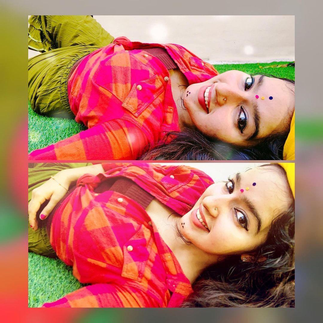 സൺ കിസ്ഡ്; മലയാളികളുടെ പ്രിയ താരം മാളവികയുടെ പുതിയ ചിത്രങ്ങളേറ്റെടുത്ത് ആരാധകർ