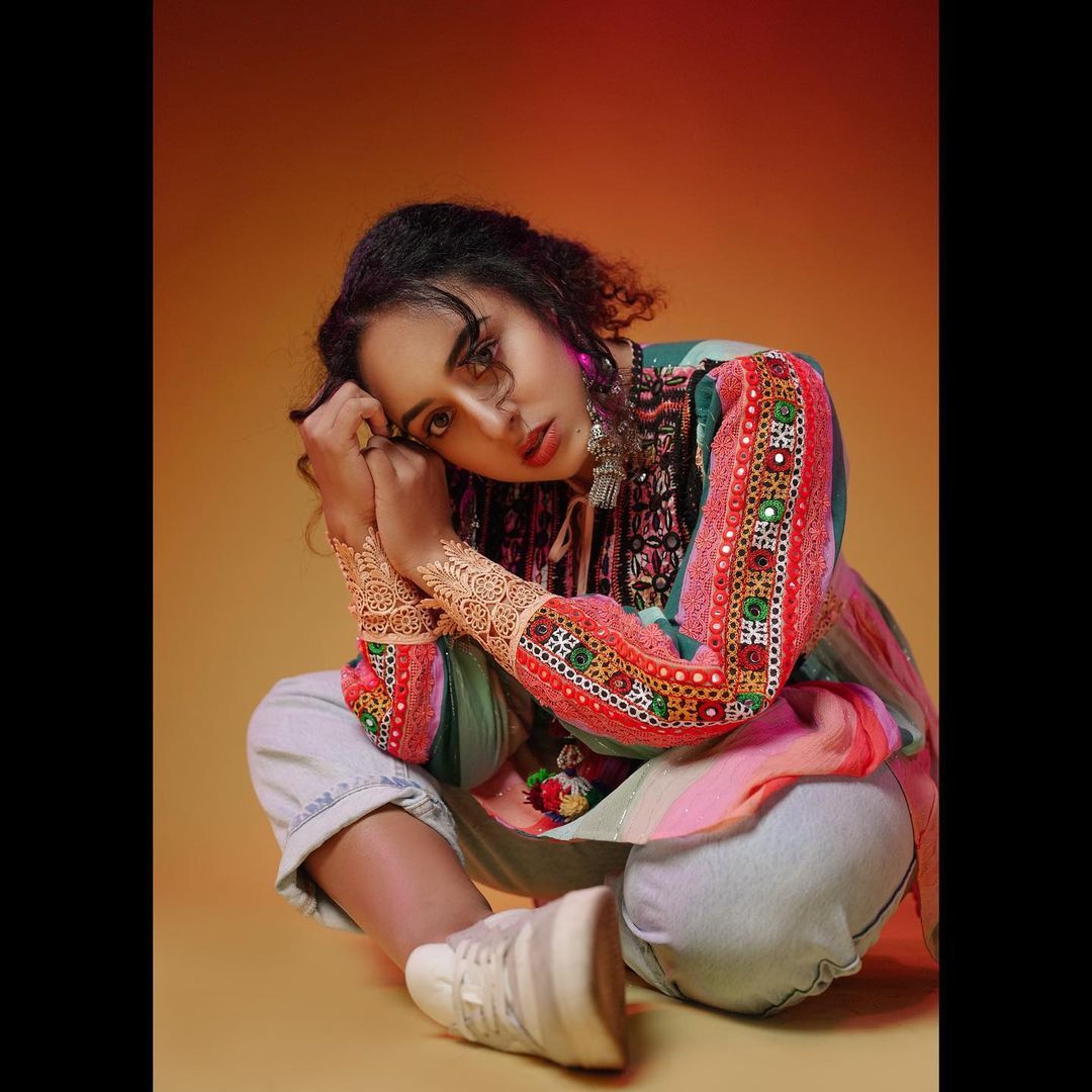 റോക്കിംഗ് പേളി മാണി; വെറൈറ്റി ഫോട്ടോ ഷൂട്ടുമായി താരം, ചിത്രങ്ങള്‍ വൈറല്‍