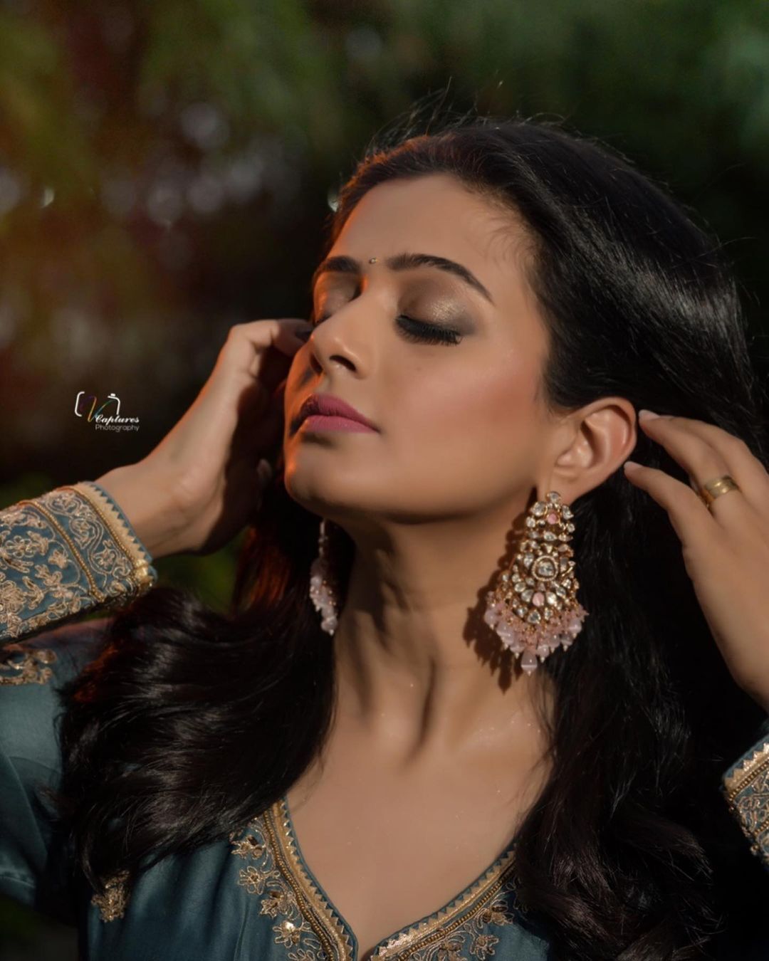 കിടിലം മേക്ക്ഓവറിൽ പ്രിയമണി; ഫൊട്ടോഷൂട്ട് വൈറൽ