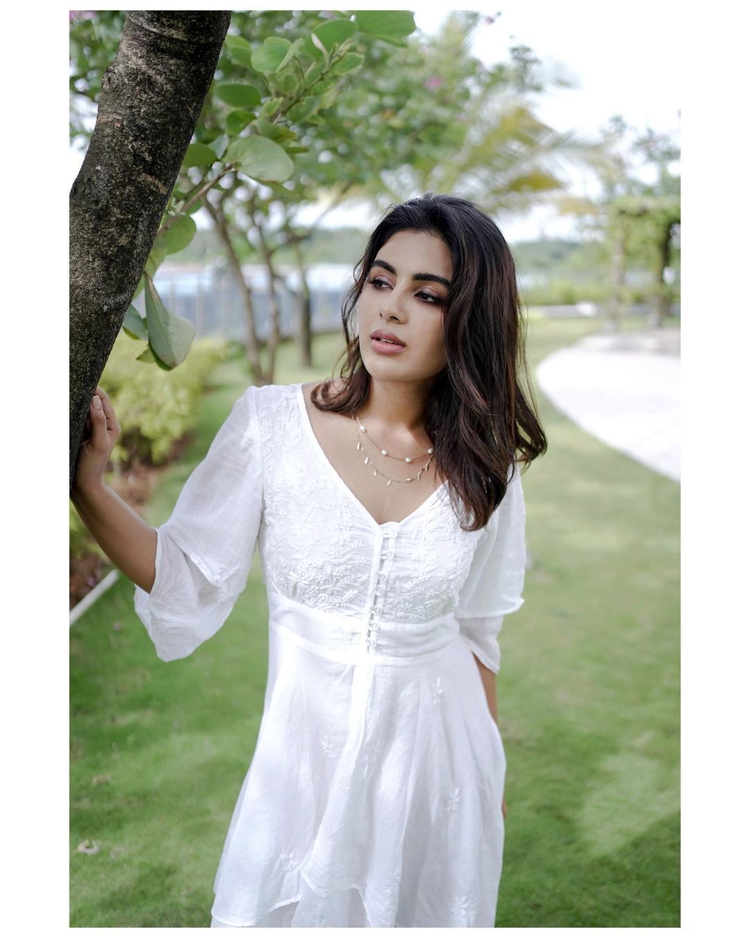 വെള്ളപ്പറവയായി തിളങ്ങി നടി സംയുക്ത മേനോന്‍; സമാന്തയെ പോലെയുണ്ടെന്ന് സോഷ്യല്‍ മീഡിയയില്‍ ആരാധകര്‍