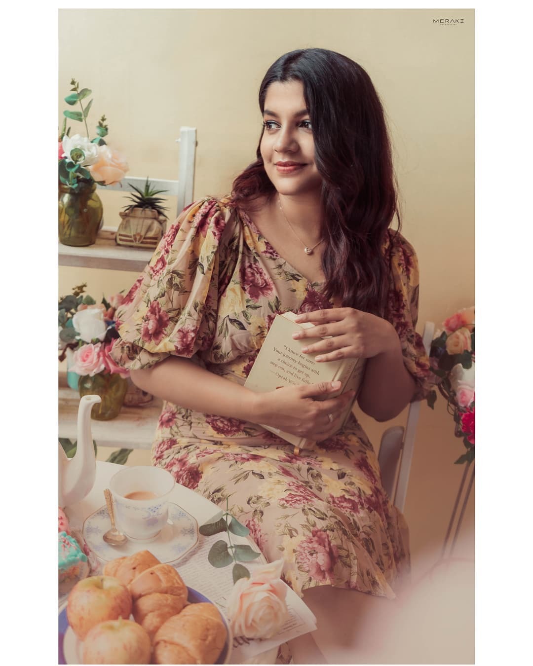 പുതുപുത്തന്‍ ലുക്കില്‍ അപര്‍ണ ബാലമുരളി; വൈറലായി പുതിയ ഫോട്ടോഷൂട്ട്