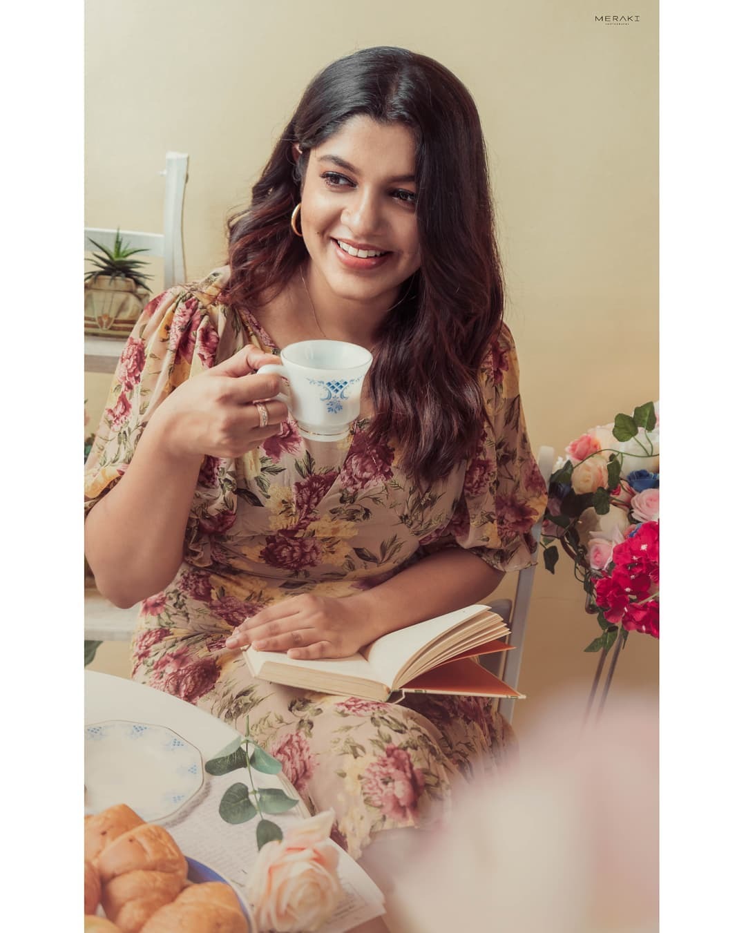 പുതുപുത്തന്‍ ലുക്കില്‍ അപര്‍ണ ബാലമുരളി; വൈറലായി പുതിയ ഫോട്ടോഷൂട്ട്