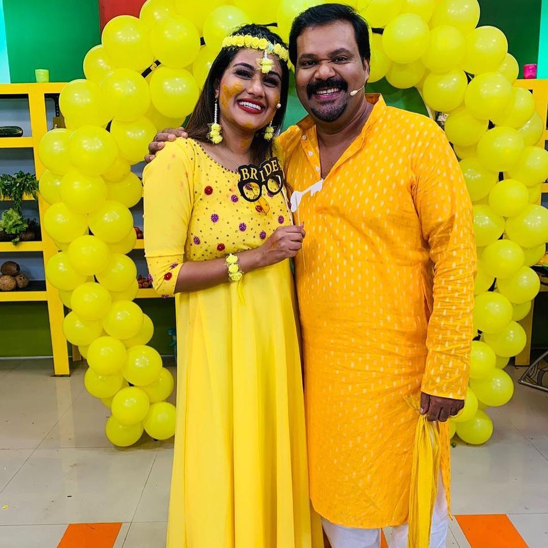 പ്രണയത്തിന് വീട്ടുകാരുടെ പച്ചക്കൊടി, ബിഗ് ബോസ് താരം എലീന പടിക്കൽ വിവാഹിതയായി,  ചിത്രങ്ങൾ