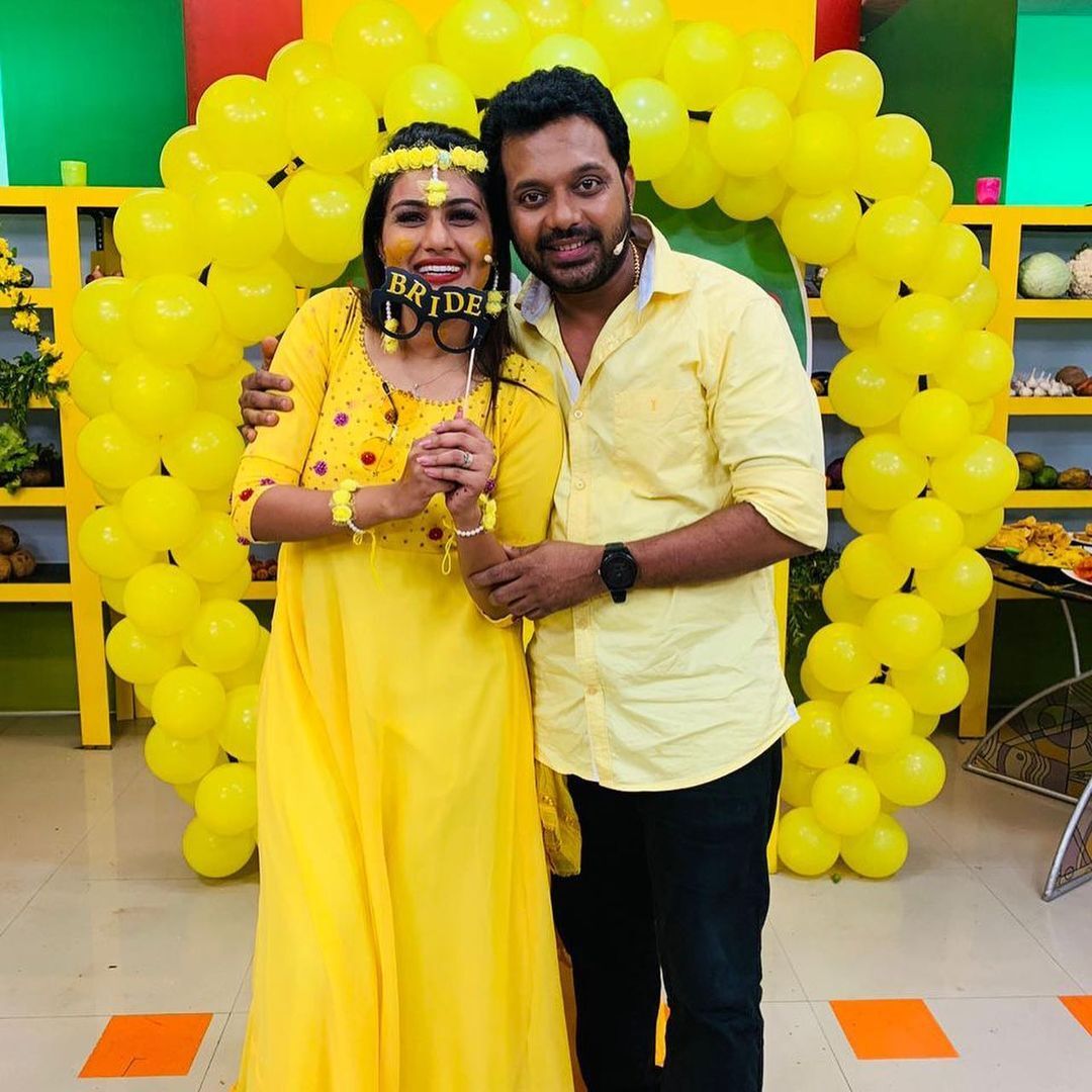 പ്രണയത്തിന് വീട്ടുകാരുടെ പച്ചക്കൊടി, ബിഗ് ബോസ് താരം എലീന പടിക്കൽ വിവാഹിതയായി,  ചിത്രങ്ങൾ