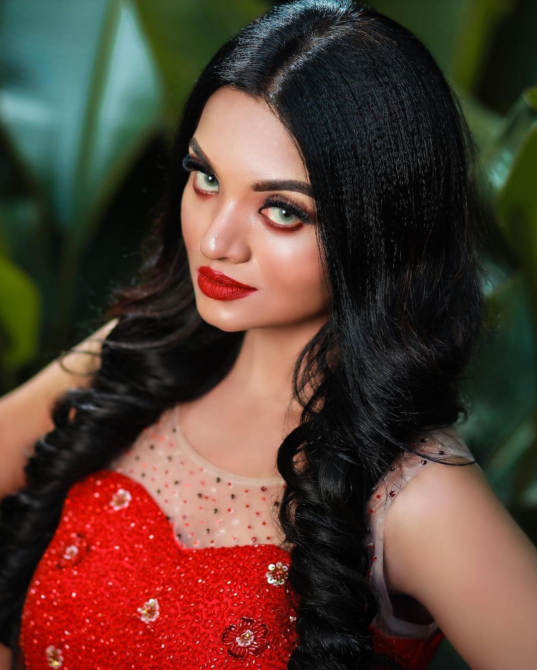 ചുവന്ന ഫ്രോക്കില്‍ തിളങ്ങി സൂര്യ മേനോന്‍; താരത്തിന്റെ ബിഗ് ബോസ് ഫിനാലെ ലുക്ക് വൈറലാകുന്നു