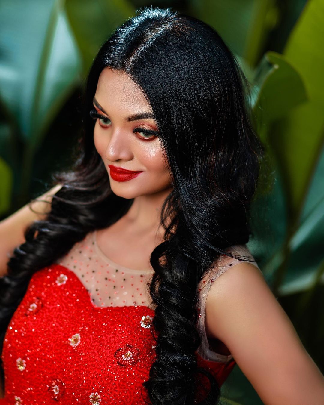 ചുവന്ന ഫ്രോക്കില്‍ തിളങ്ങി സൂര്യ മേനോന്‍; താരത്തിന്റെ ബിഗ് ബോസ് ഫിനാലെ ലുക്ക് വൈറലാകുന്നു