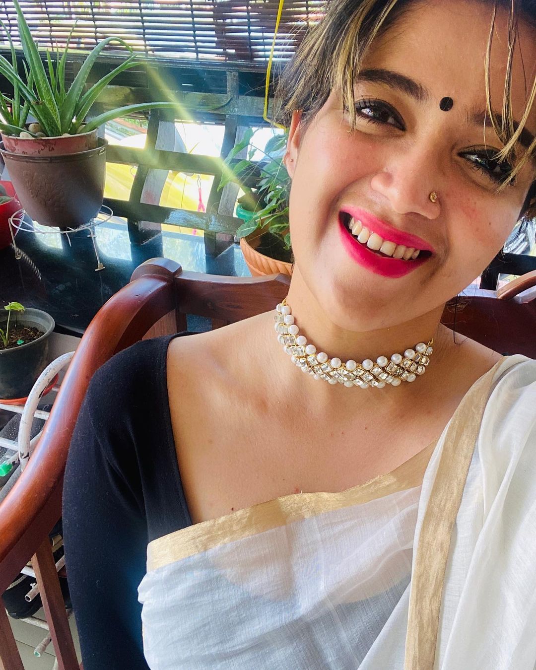 ഓണത്തിന് വെറൈറ്റി ലുക്കുമായി ബിഗ് ബോസ് താരം അഭിരാമി സുരേഷ്; ചിത്രങ്ങള്‍ വൈറല്‍