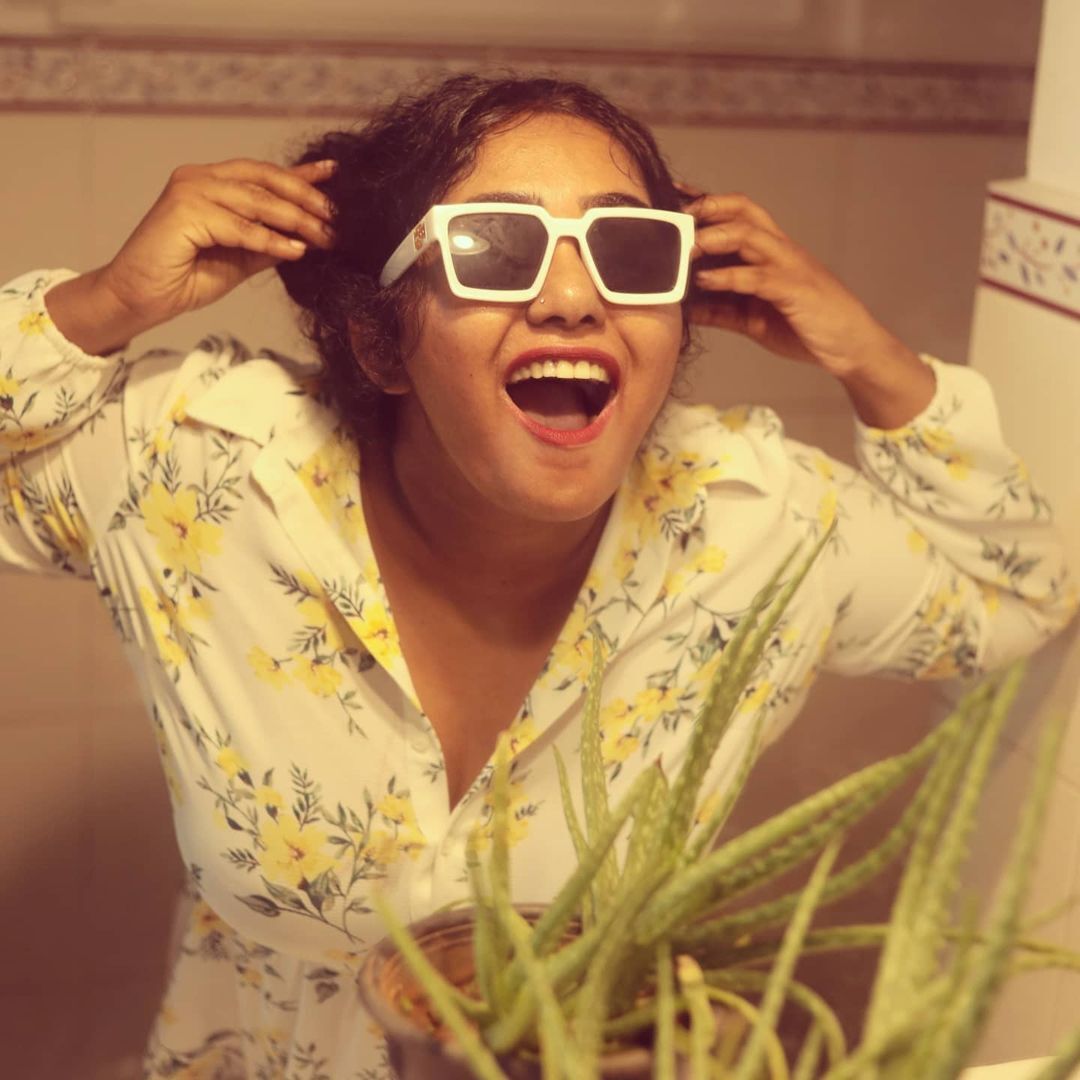 'കൂൾ ഗേൾ'; ബിഗ് ബോസ് താരത്തിന്റെ കണ്ണട വൈറലാകുന്നു