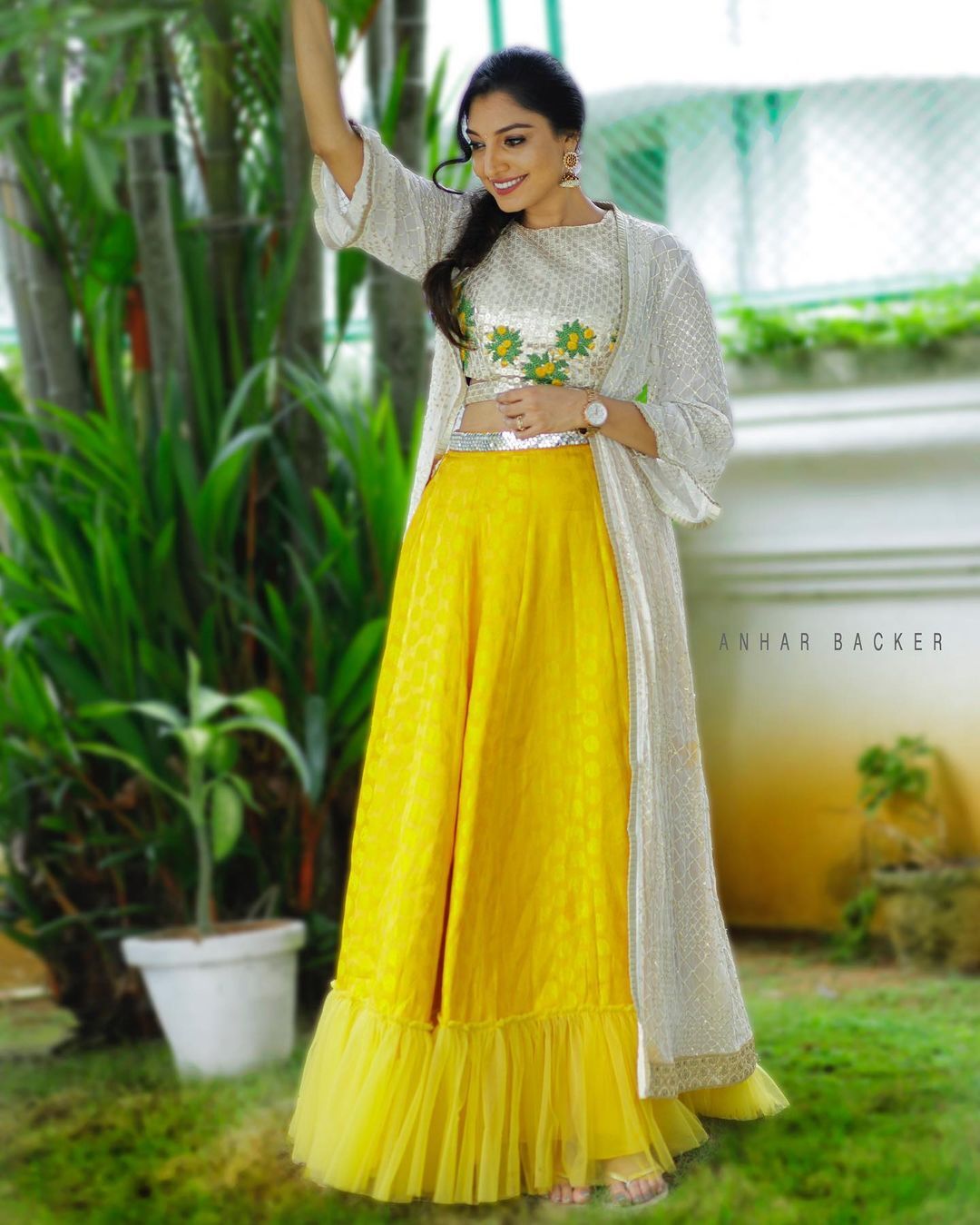 എന്താ ലുക്ക്! അണിഞ്ഞൊരുങ്ങി ബിഗ് ബോസ് താരം റിതു മന്ത്ര, പുതിയ ചിത്രങ്ങൾ വൈറൽ