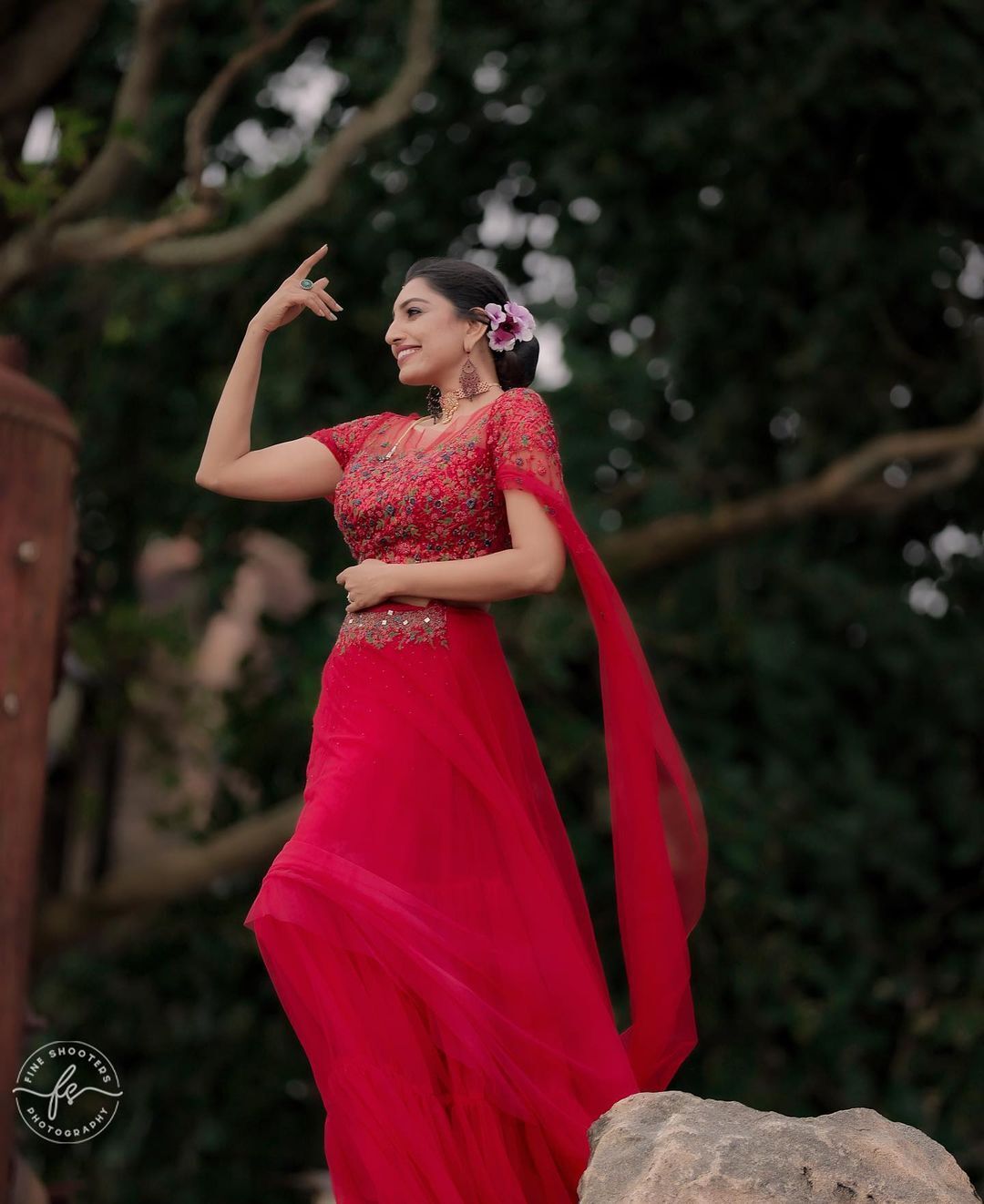 'സുന്ദരി'..ആരാധകരുടെ ഹൃദയം കീഴടക്കി ഋതു മന്ത്ര.. പുതിയ ചിത്രങ്ങൾ വൻ ഹിറ്റ്