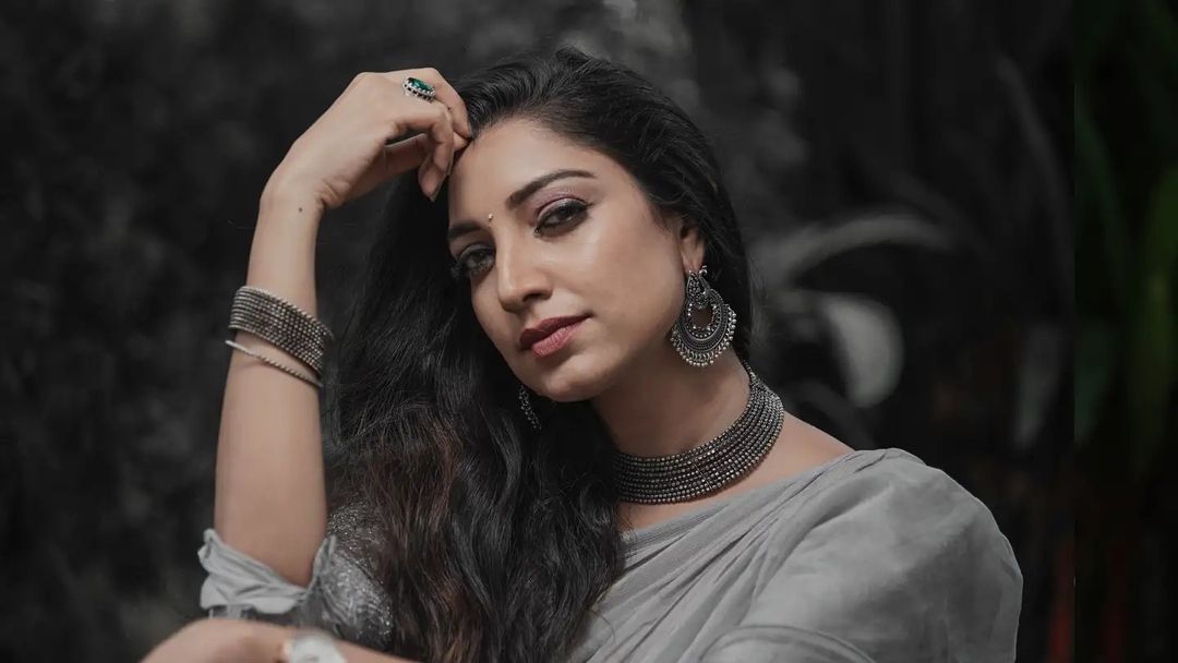 പുത്തന്‍ ഗ്ലാമറസ് ലുക്കില്‍ ബിഗ് ബോസ് താരം റിതു മന്ത്ര; സൂപ്പറായിട്ടുണ്ടെന്ന് ആരാധകര്‍