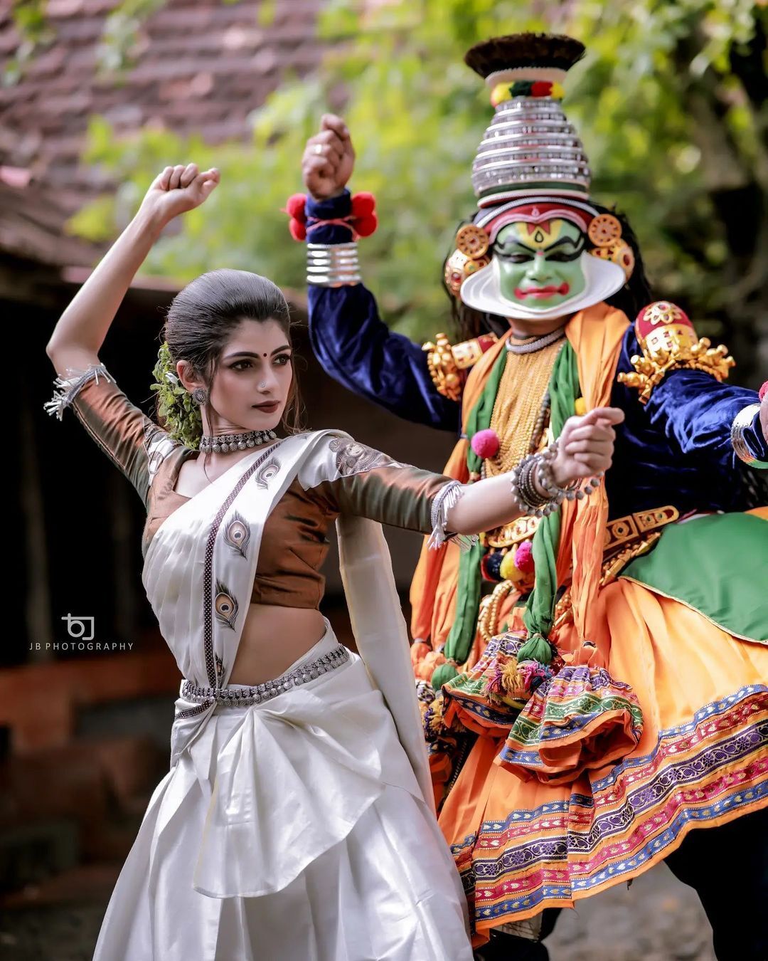 പ്രിയപ്പെട്ട ഭഗവാന്റെ വേഷത്തില്‍ അച്ഛന്‍; വൈറലായ ചക്കപ്പഴം താരത്തിന്റെ ഫോട്ടോഷൂട്ട് കഴിഞ്ഞിട്ടില്ല ഇനിയുമുണ്ട്, കാണാം 