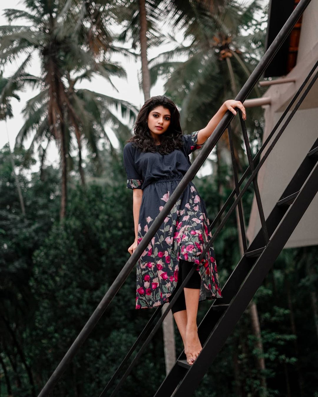 ചക്കപ്പഴം താരം ശ്രുതി തന്നെയോ? എന്തൊരു മേക്ക് ഓവർ.. ചിത്രങ്ങൾ വൻ വൈറൽ