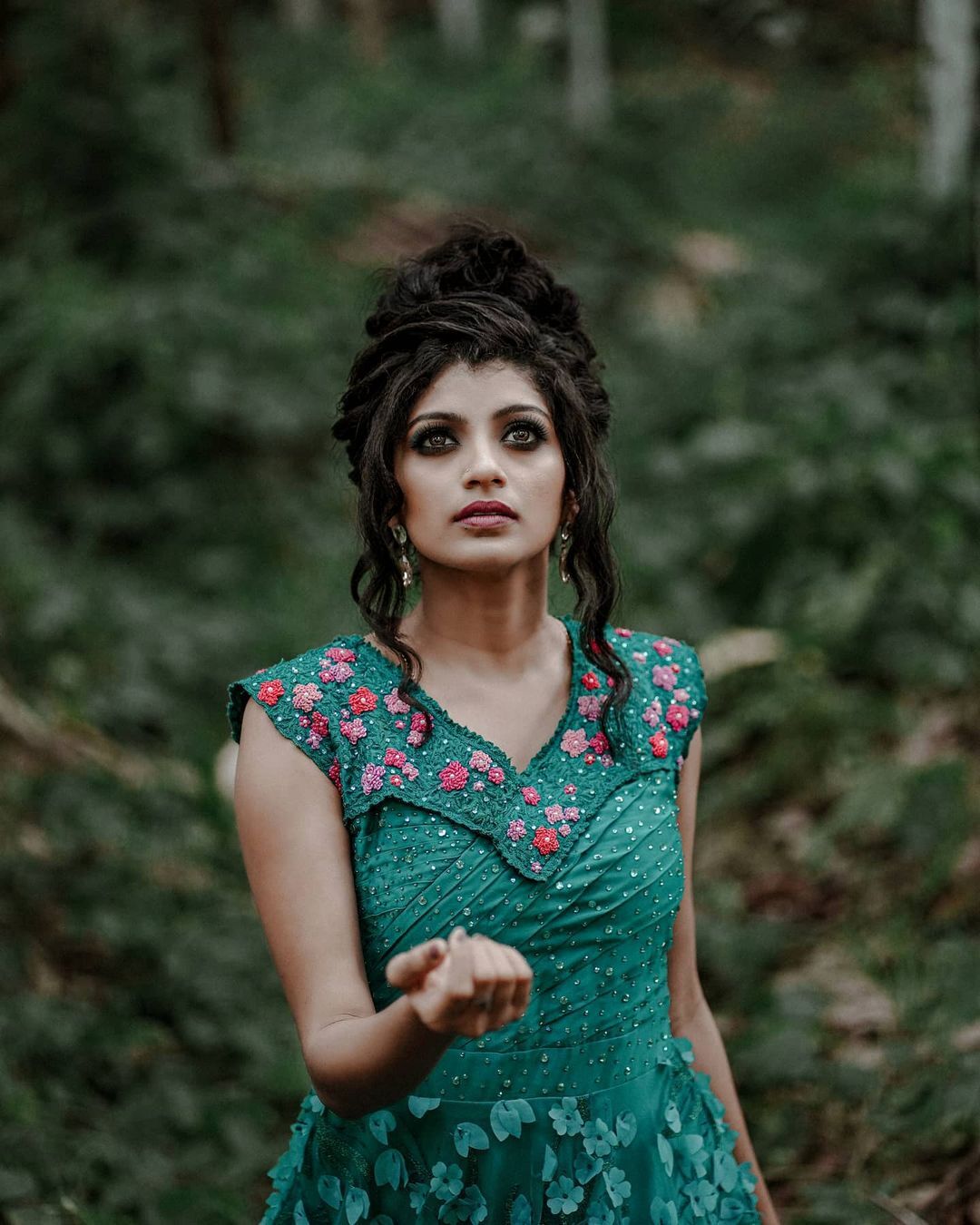 ചക്കപ്പഴം താരം ശ്രുതി തന്നെയോ? എന്തൊരു മേക്ക് ഓവർ.. ചിത്രങ്ങൾ വൻ വൈറൽ