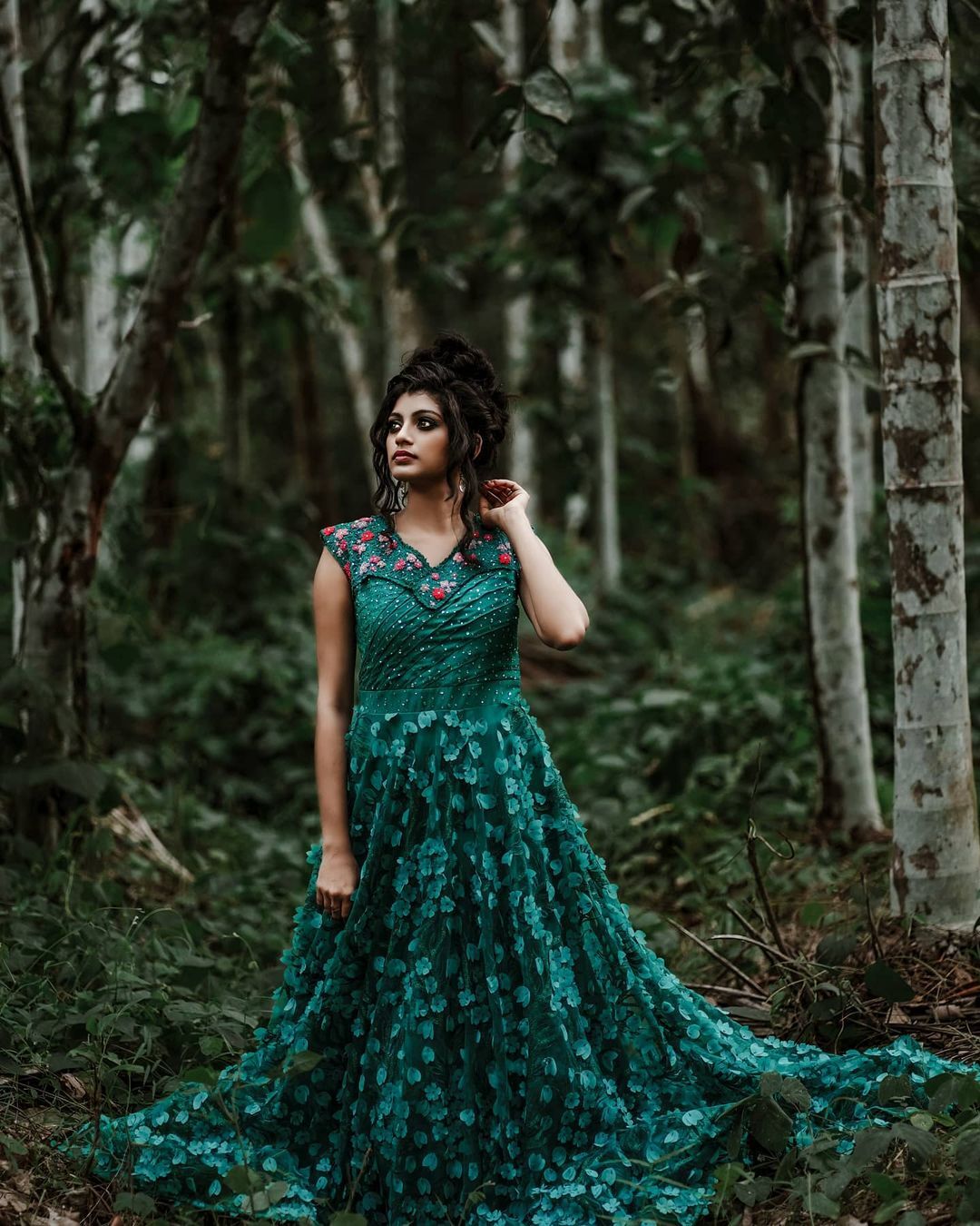 ചക്കപ്പഴം താരം ശ്രുതി തന്നെയോ? എന്തൊരു മേക്ക് ഓവർ.. ചിത്രങ്ങൾ വൻ വൈറൽ