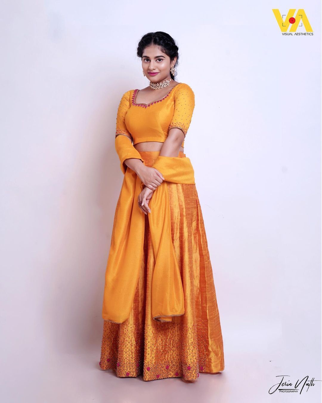 എന്തൊരു സുന്ദരിയാ കാണാന്‍; ട്രെന്‍ഡിംഗായി നയന്‍താര ചക്രവര്‍ത്തിയുടെ ചിത്രങ്ങള്‍