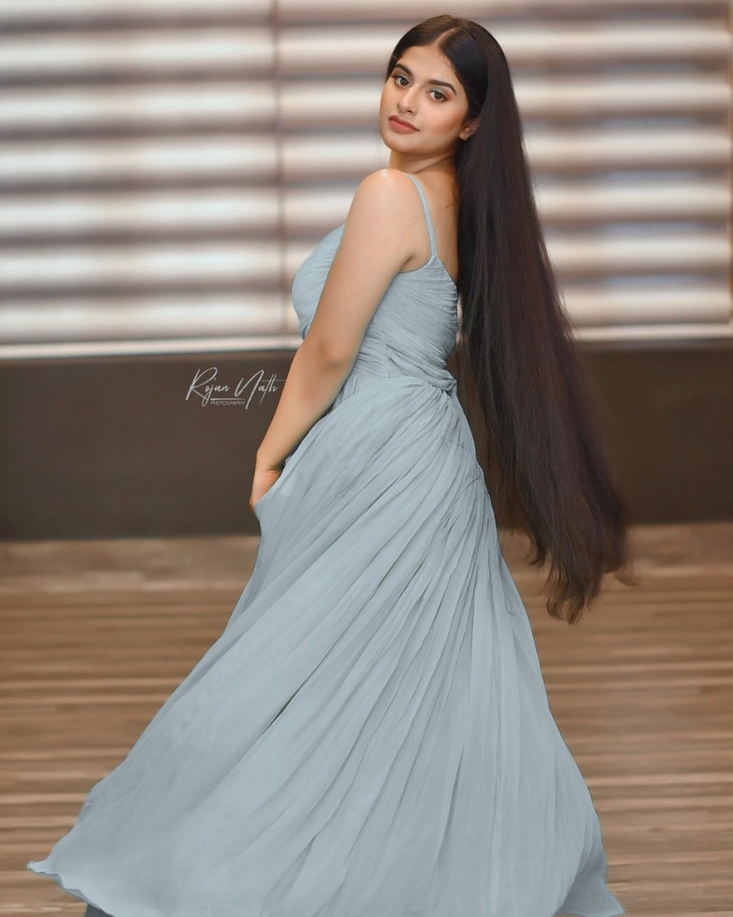 'എന്തൊരു ക്യൂട്ടാണ് ഈ കൊച്ച്'; നയന്‍താര ചക്രവര്‍ത്തിയുടെ പുതിയ ഫോട്ടോഷൂട്ട് ഏറ്റെടുത്ത് ആരാധകര്‍