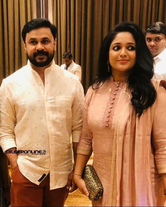 അച്ഛനൊപ്പം നിറഞ്ഞ് ചിരിച്ച് മീനാക്ഷി, ഒപ്പം അനിയത്തിയും കാവ്യയും, ദിലീപിന്റെ കുടുംബചിത്രം വൈറൽ